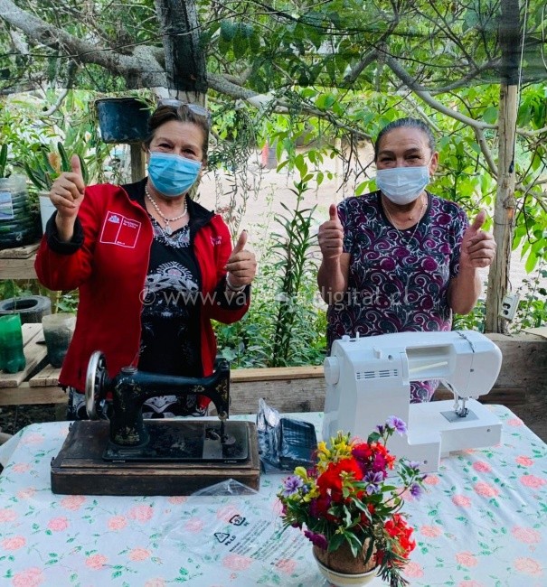 ntregan aportes a mujer emprendedora de la localidad de El Corral