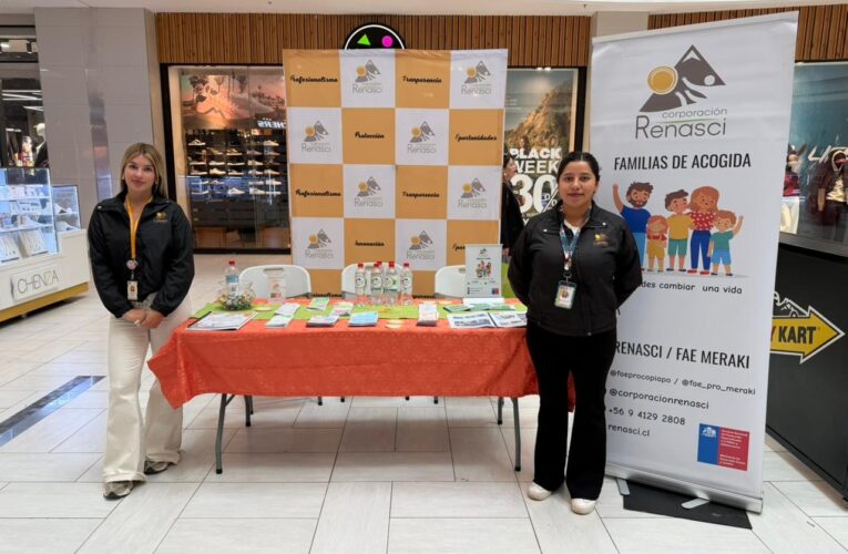Corporación Renasci activa conciencia sobre acogimiento en centro comercial